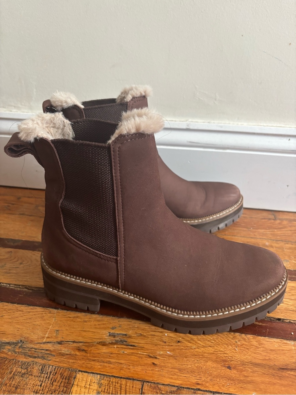 Toms Brown Faux-Fur Chelsea Ankle Boots